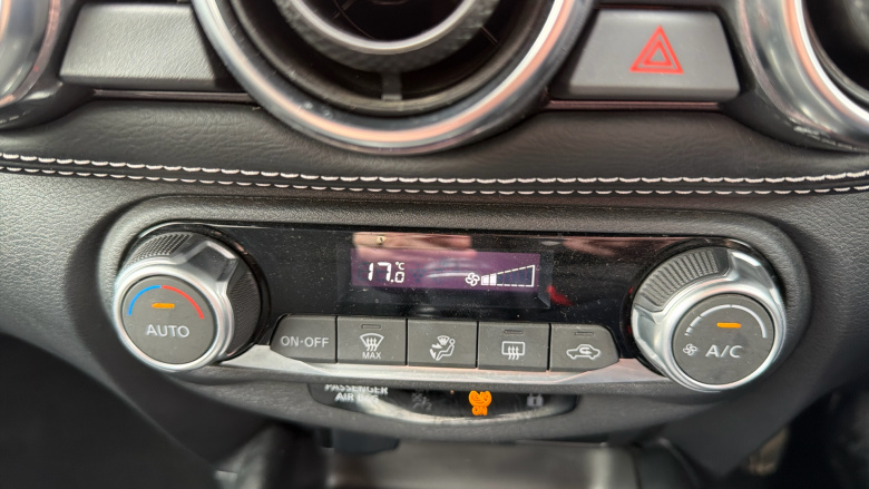 Nissan Juke 1.0 DiG-T 114 N-Connecta 5dr Petrol Hatchback